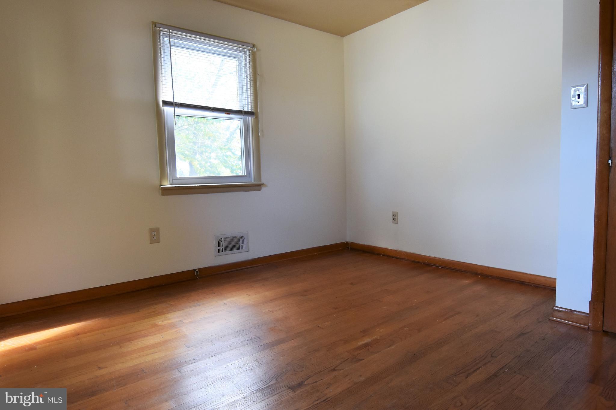 229 Asbury Road Pasadena, MD 21122 - Photo 13 of 34 Gallery Image 13