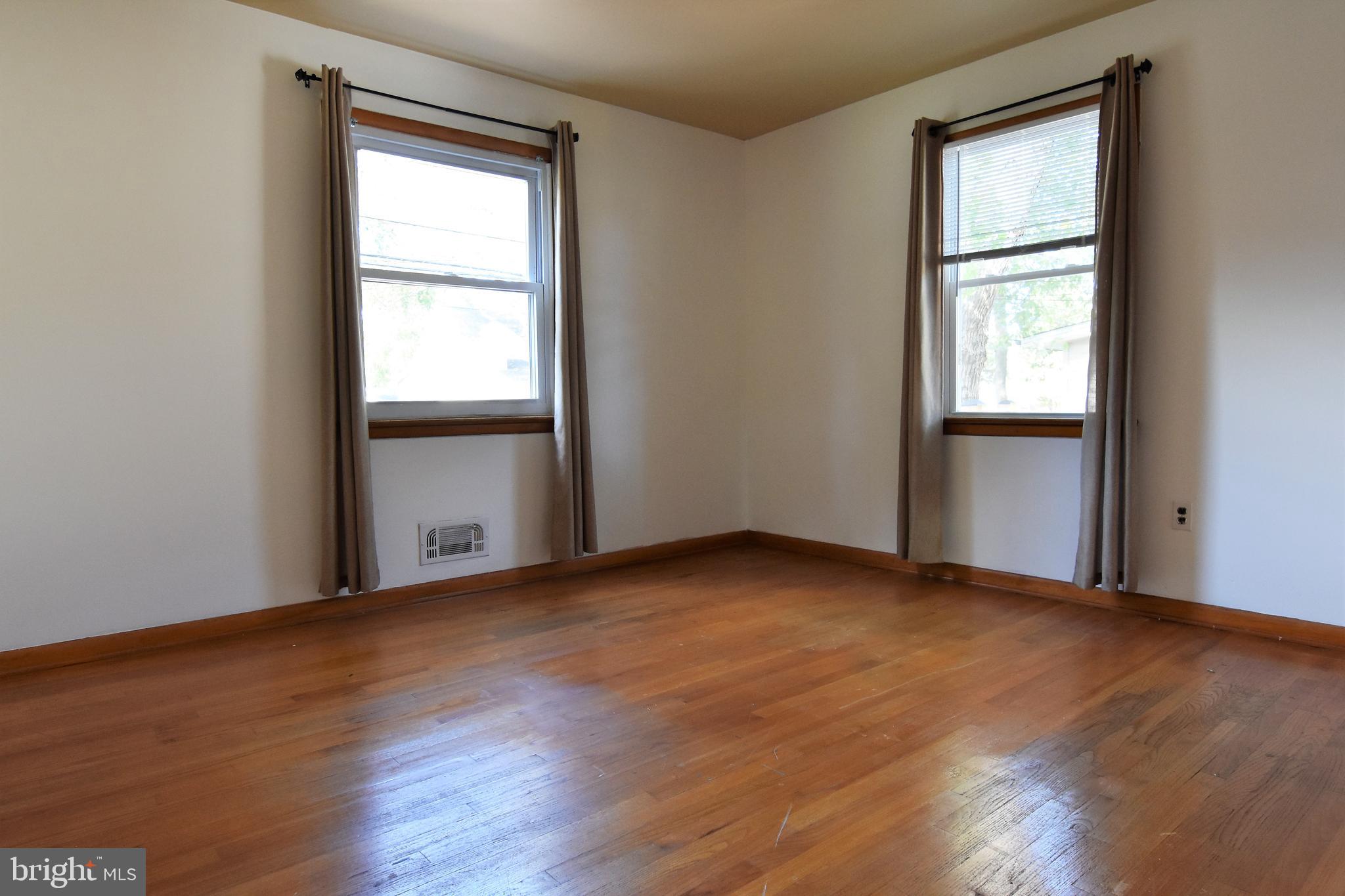 229 Asbury Road Pasadena, MD 21122 - Photo 14 of 34 Gallery Image 14