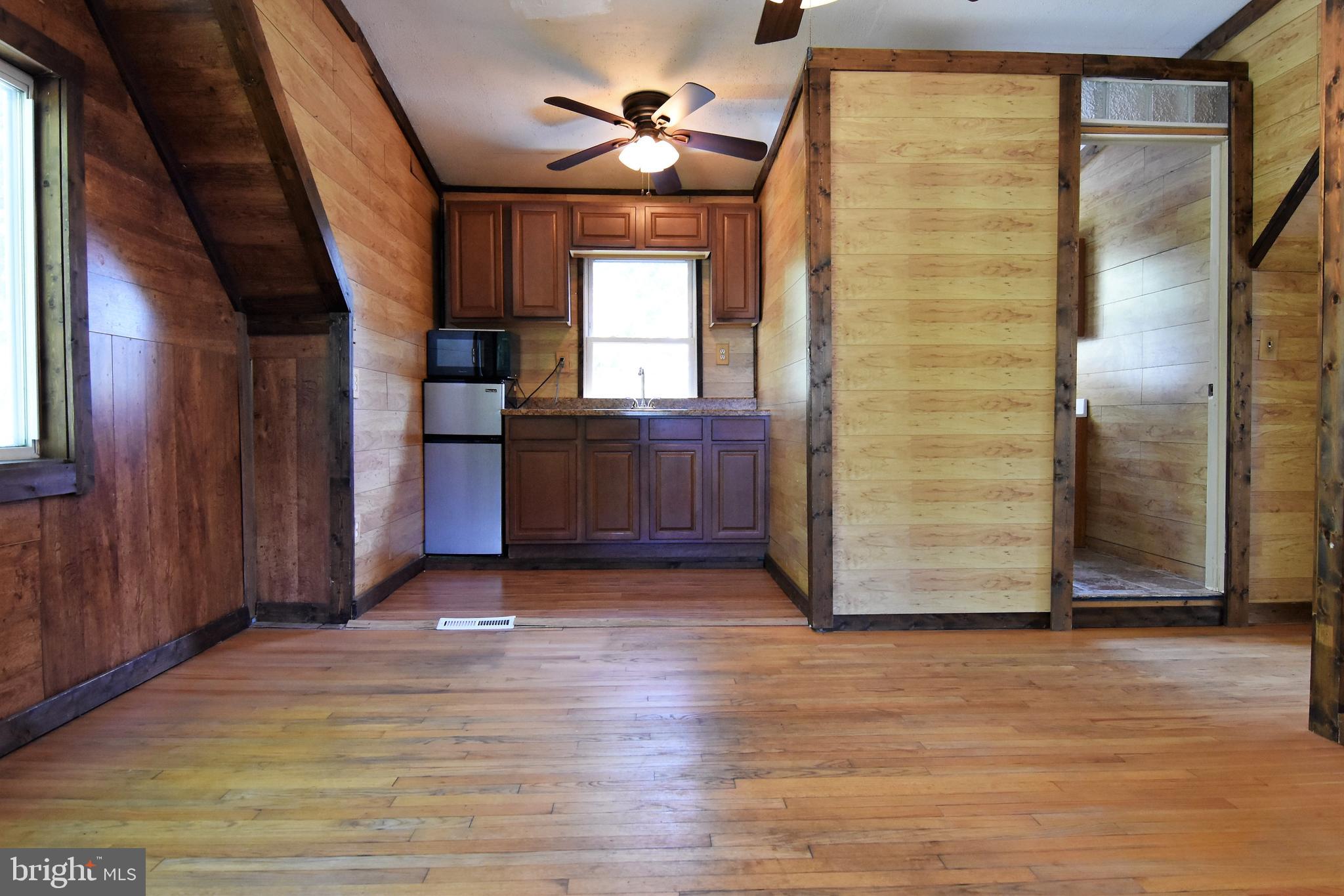 229 Asbury Road Pasadena, MD 21122 - Photo 17 of 34 Gallery Image 17