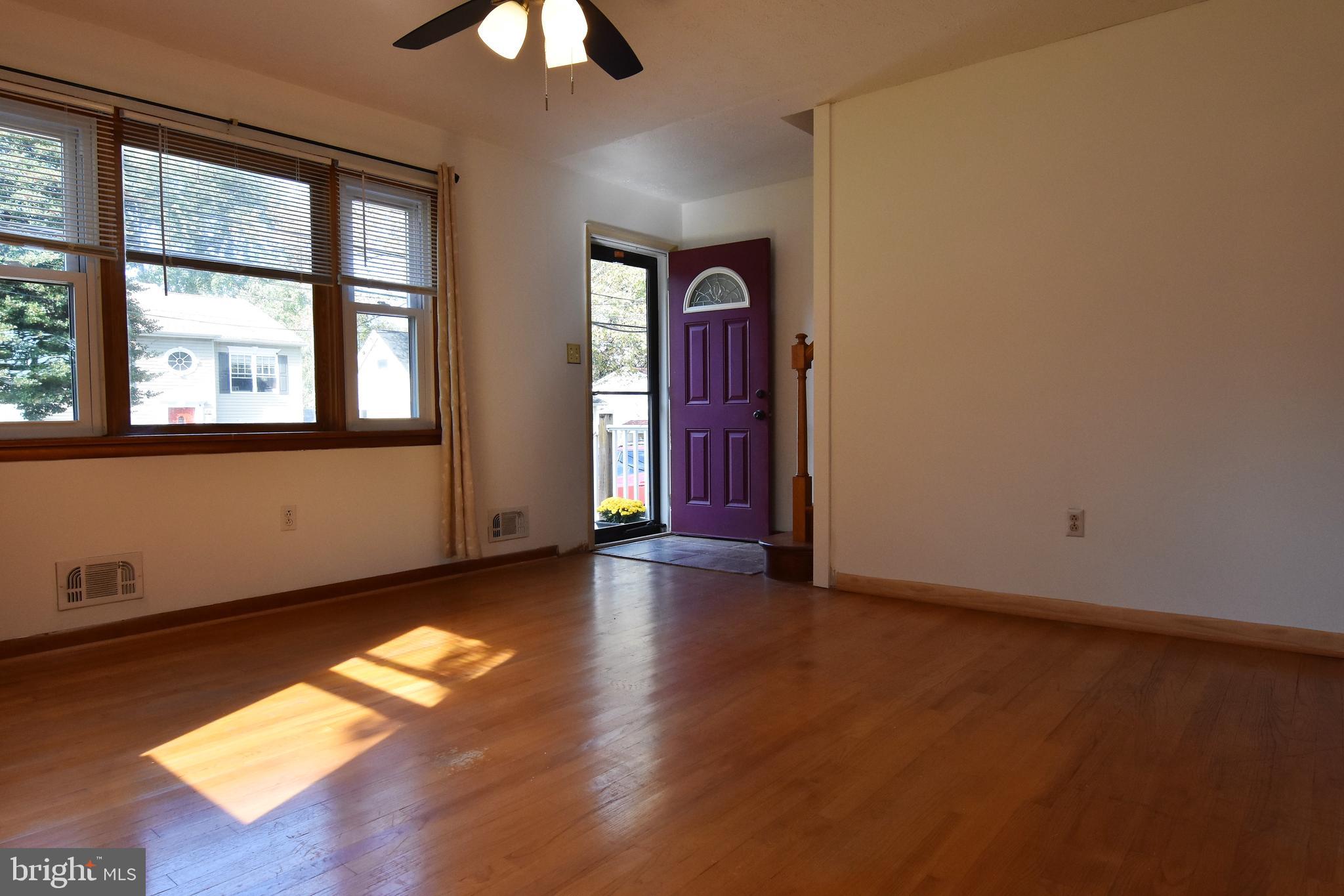 229 Asbury Road Pasadena, MD 21122 - Photo 5 of 34 Gallery Image 5