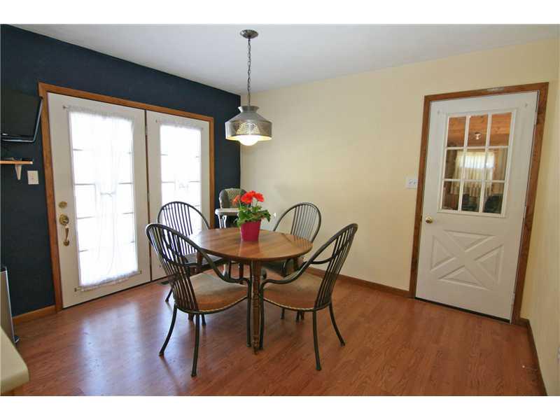183 Bebout Road Venetia, PA 15367 - Photo 11 of 25 Kitchen. The breakfast area enjoys great rear yard views...
