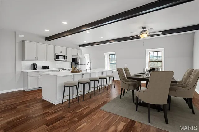 $850,000 | 2380 Highway Jj Elsberry Mo 63343, Elsberry, MO 63343