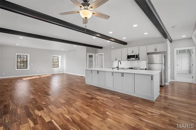 $850,000 | 2380 Highway Jj Elsberry Mo 63343, Elsberry, MO 63343