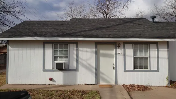 $1,600 | 693 East N 15th Street, Unit B, Abilene, TX 79601