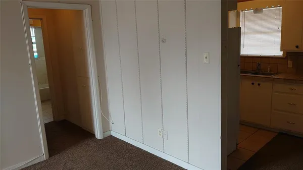 $1,600 | 693 East N 15th Street, Unit B, Abilene, TX 79601