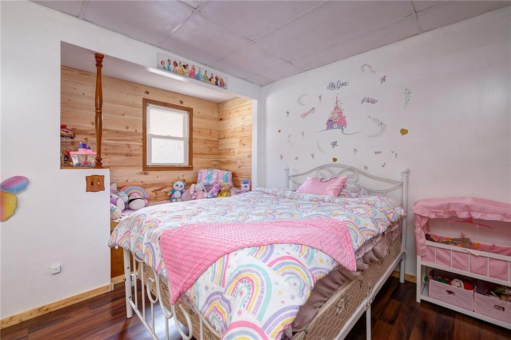 4249 Hollow Road New Castle, PA 16101 - Photo 19 of 33 a bedroom with a bed and a window