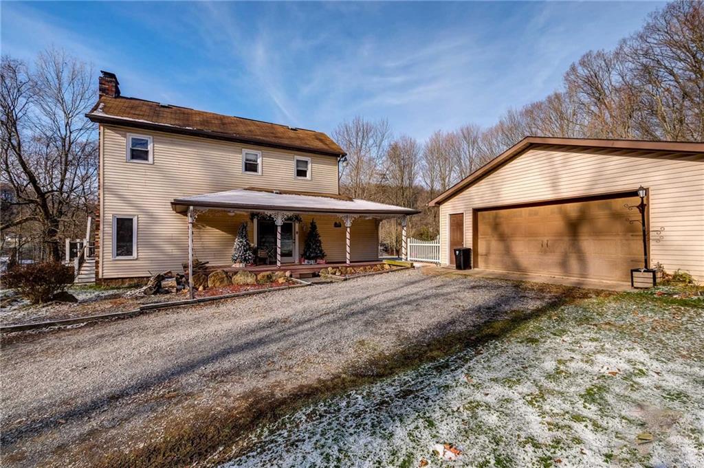 4249 Hollow Road New Castle, PA 16101 - Photo 5 of 33 a view of a house with backyard and porch