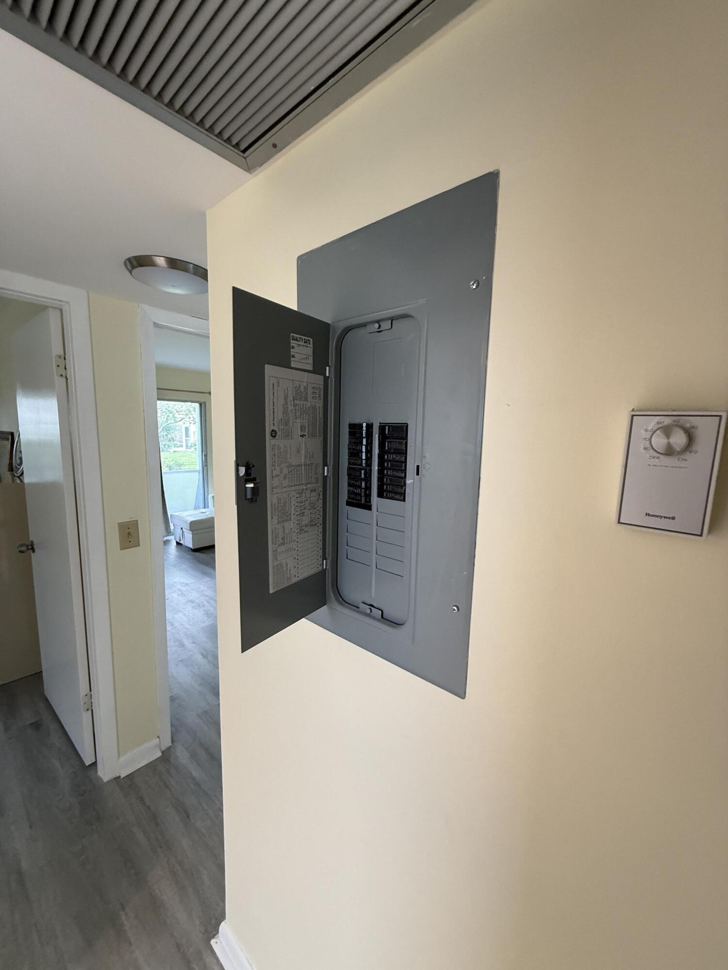 389 Fanshaw Drive, Unit 389 Boca Raton, FL 33434 - Photo 11 of 29 IMG_5621