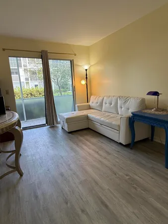 $1,900 | 389 Fanshaw Drive, Unit 389, Boca Raton, FL 33434