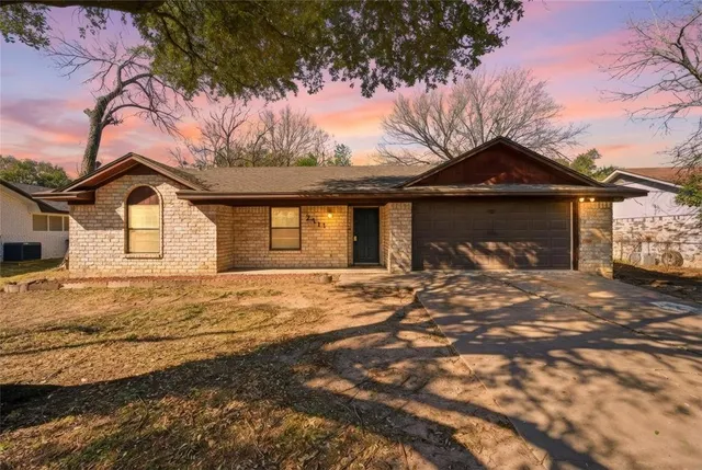 $189,000 | 2711 Old Robinson Road, Waco, TX 76706