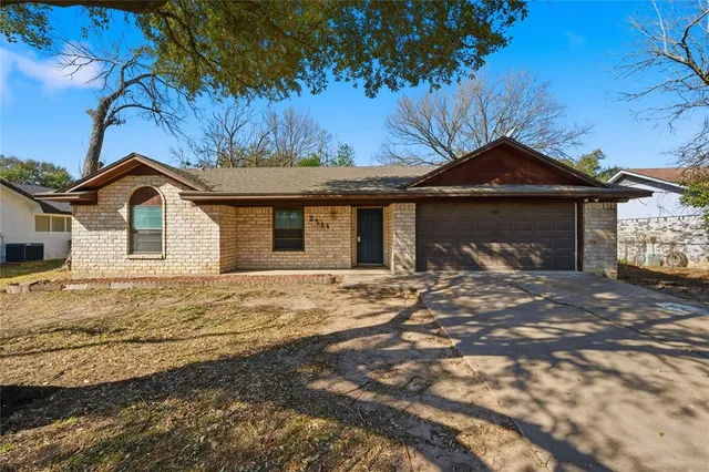 $189,000 | 2711 Old Robinson Road, Waco, TX 76706