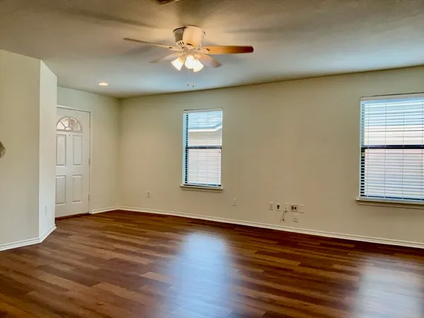 $1,995 | 2242 Perkins Place, Georgetown, TX 78626