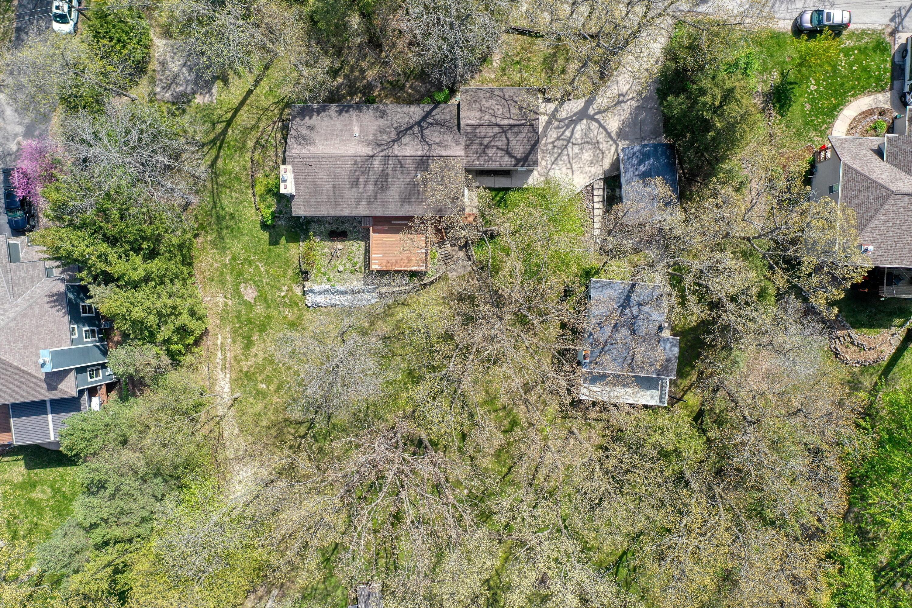 3513 Ridge Drive Delafield, WI 53029 - Photo 8 of 13 A_8