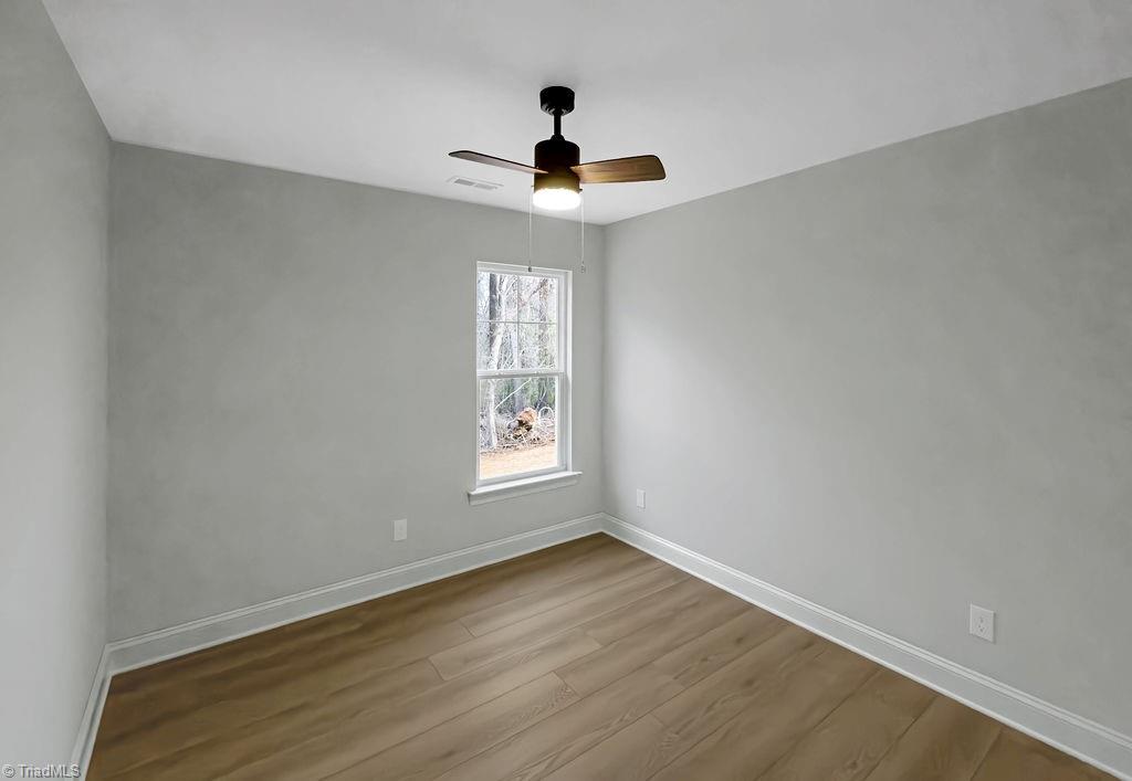 5514 Cedarbrook Road Jonesville, NC 28642 - Photo 7 of 25