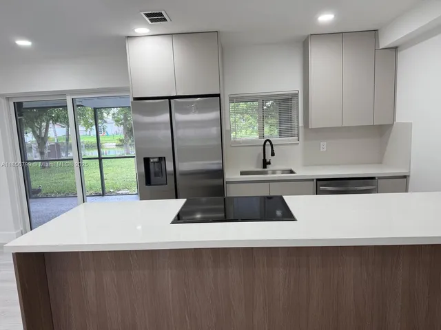 $3,100 | 5023 Southwest 93rd Avenue, Cooper City, FL 33328