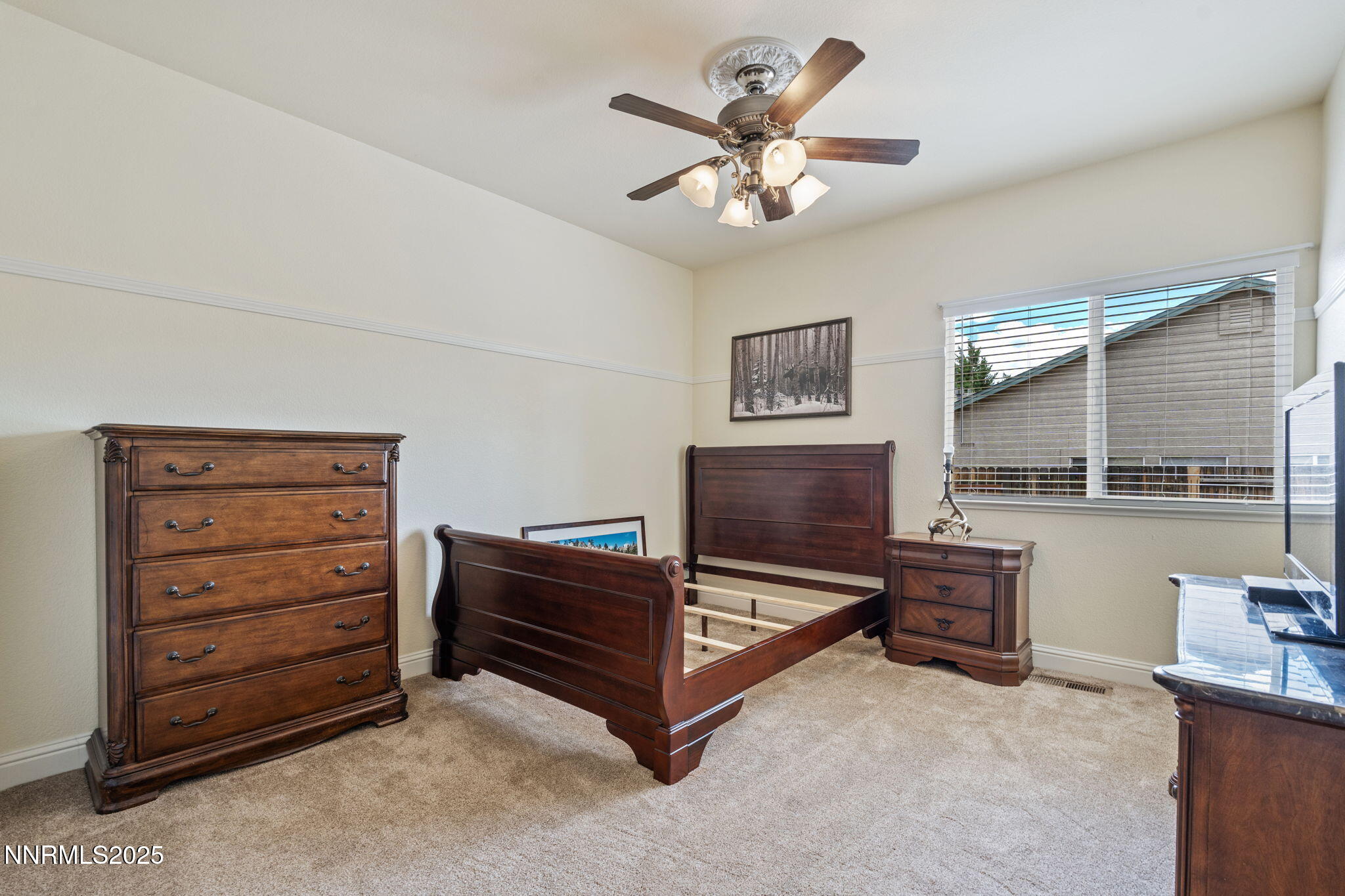 4017 Mt Jefferson Drive Reno, NV 89508 - Photo 35 of 45 36-web-or-mls-DSC03245