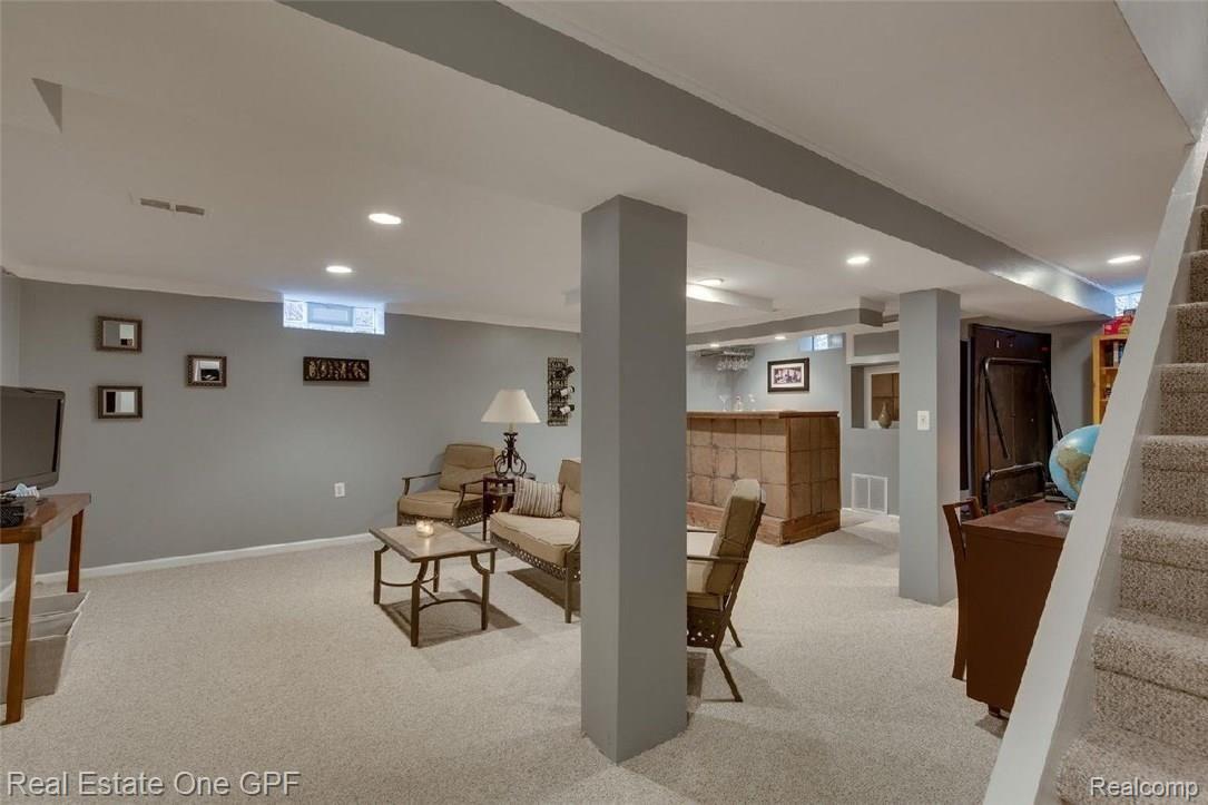 1376 Harvard Road Grosse Pointe, MI 48230 - Photo 24 of 34 1376 Harvard Rd Grosse Pointe-large-023-23-1376 Harvard23FULL-1500x1000-72dpi.jpg