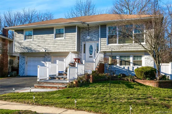 $1,488,000 | 1061 Fordham Lane, Woodmere, NY 11598