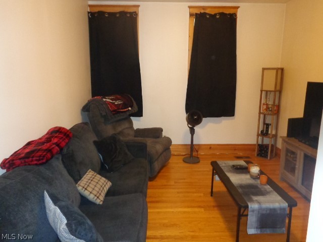3127 Fulton Road Cleveland, OH 44109 - Photo 37 of 46 Living Room 1-Bedroom Down