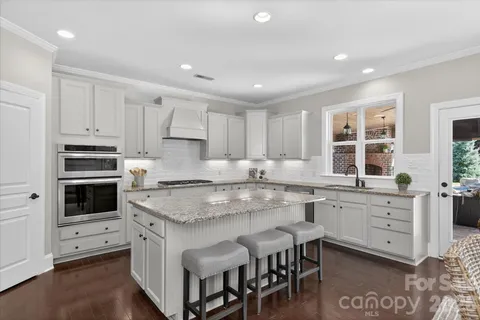 $1,100,000 | 10405 Waxhaw Manor Drive, Waxhaw, NC 28173