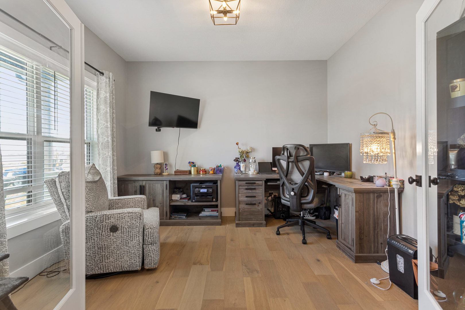 103 Wildflower Heyworth, IL 61745 - Photo 4 of 39 a view of a livingroom with furniture and a flat screen tv