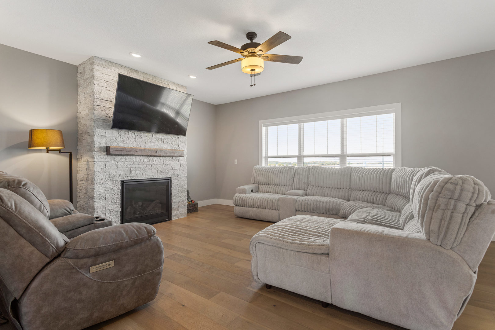 103 Wildflower Heyworth, IL 61745 - Photo 6 of 39 a living room with furniture fireplace and window