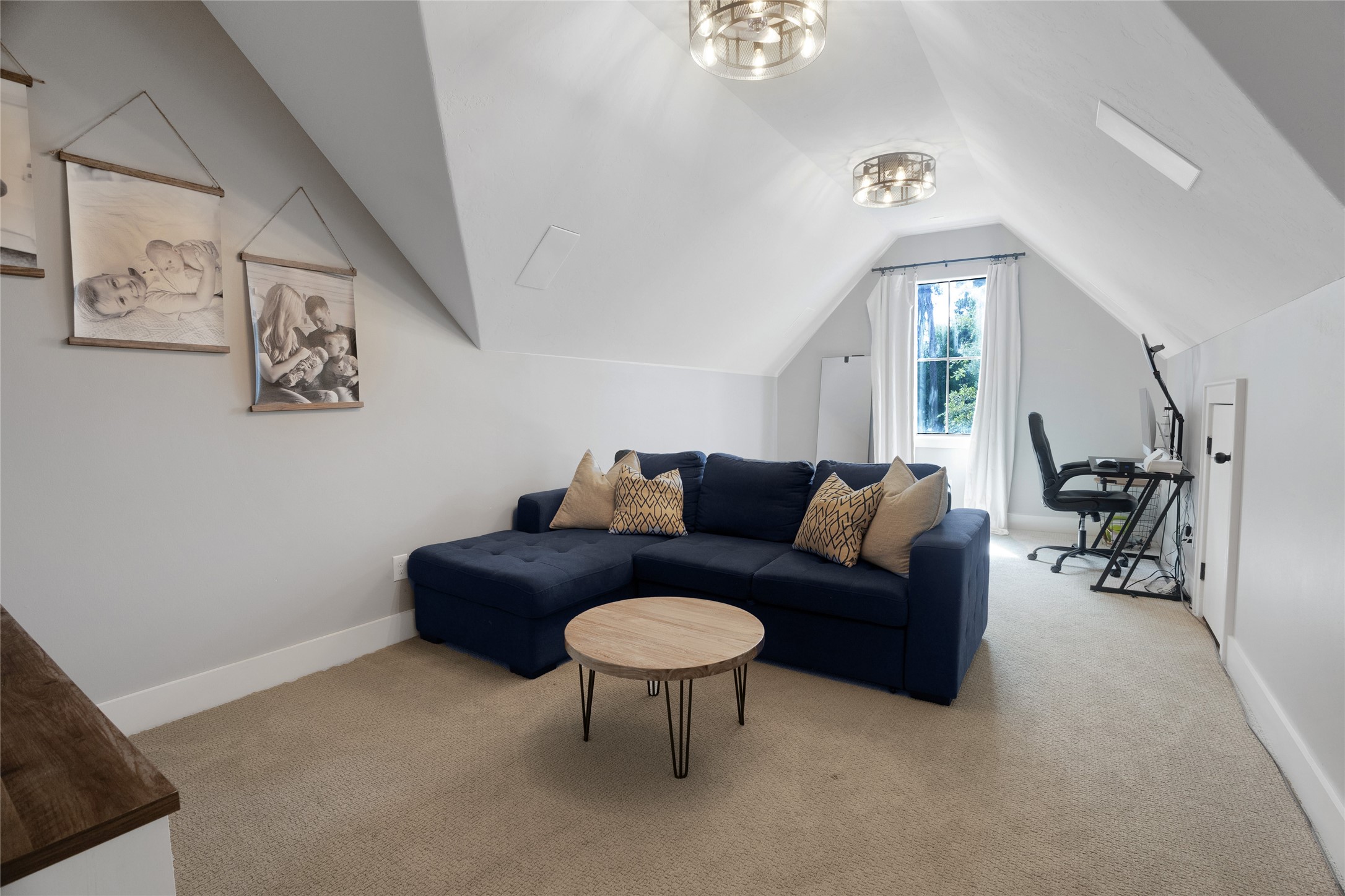 40499 Community Road Magnolia, TX 77354 - Photo 25 of 33 a living room with furniture and a large window