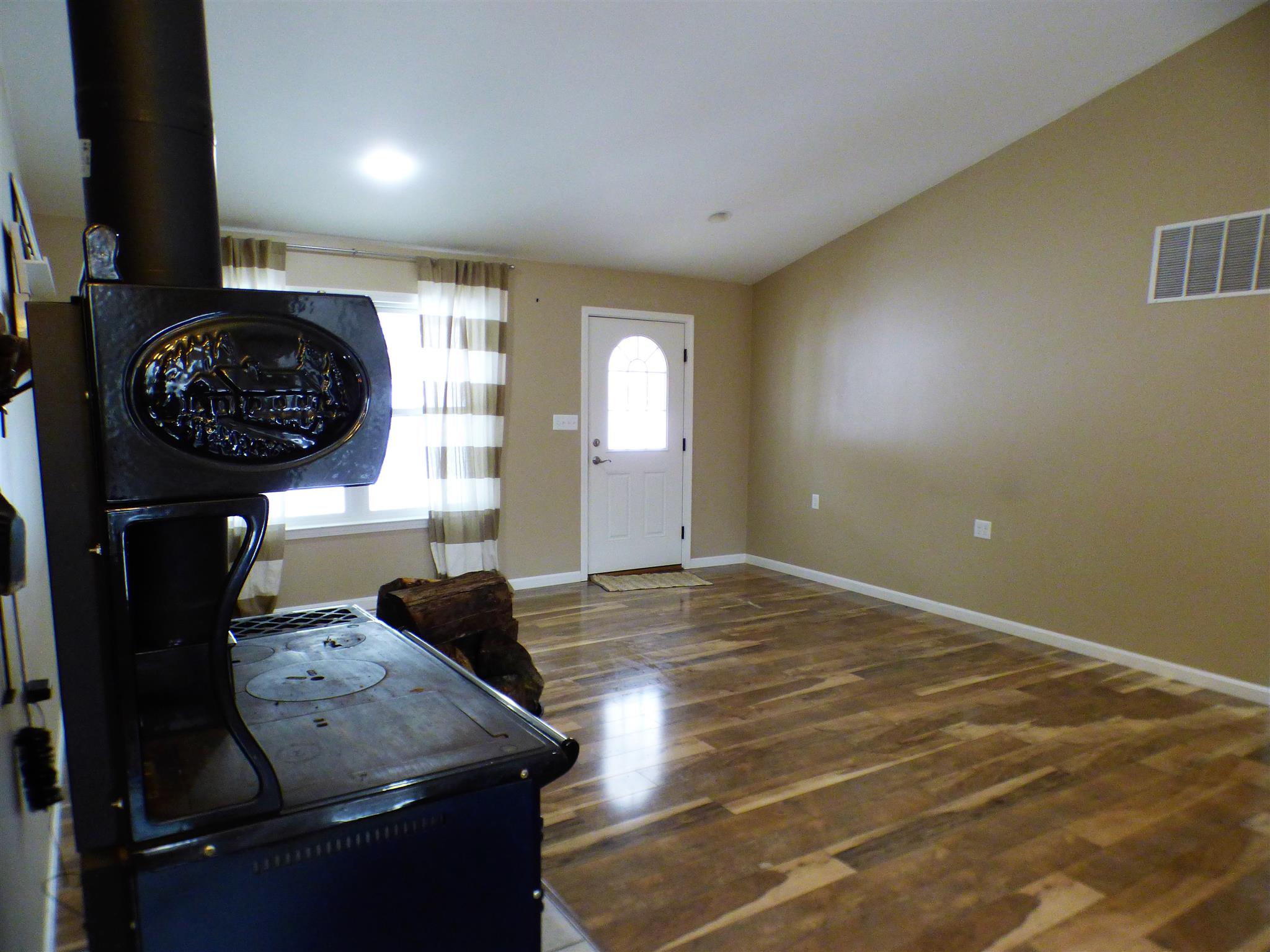 28255 Cloverdale Road Birdseye, IN 47513 - Photo 16 of 36 Gallery Image 16