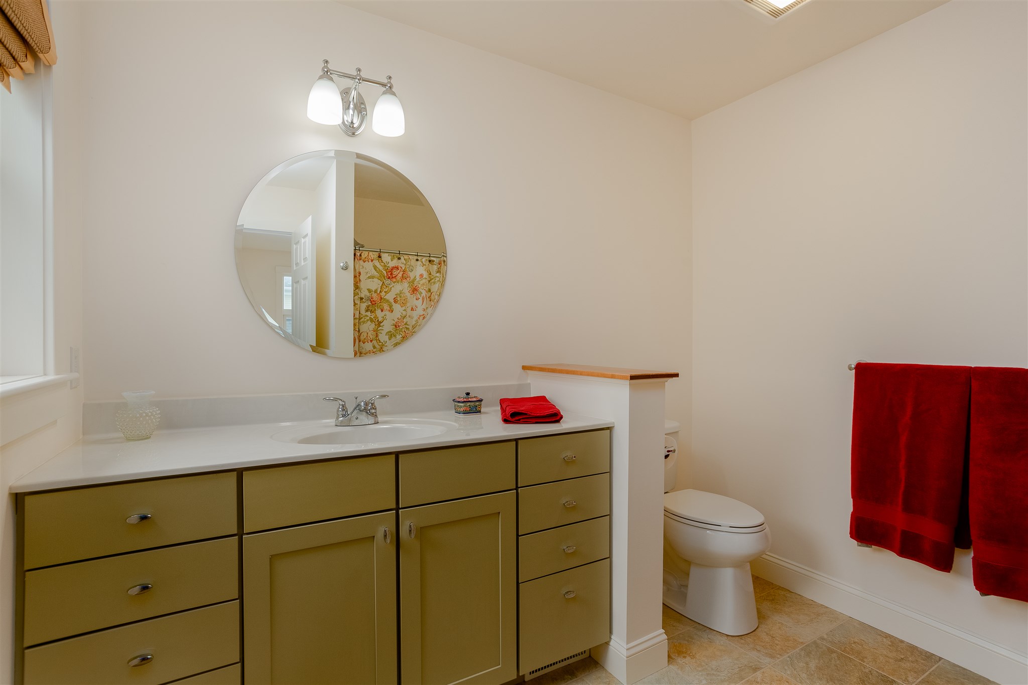 170 Allen Road East South Burlington, VT 05403 - Photo 21 of 38 Gallery Image 21