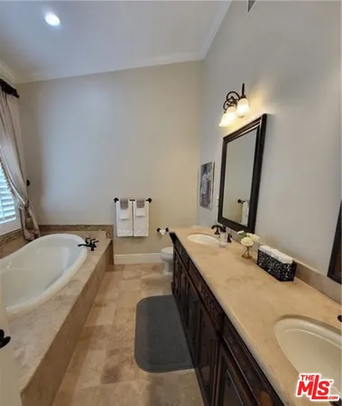 $1,498 | 4956 Doman Avenue, Tarzana, CA 91356