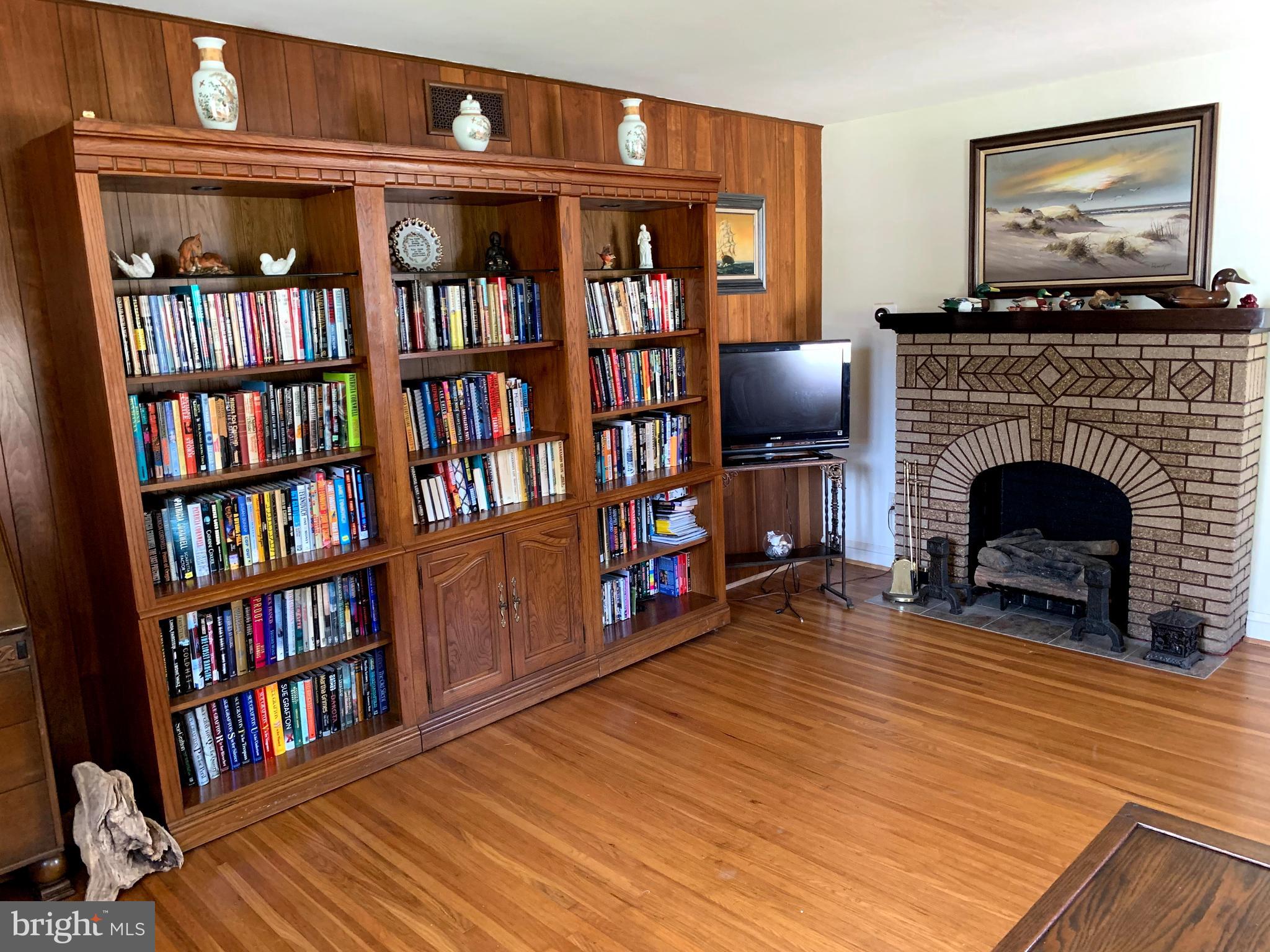 108 Pennsylvania Road Brooklawn, NJ 08030 - Photo 5 of 30