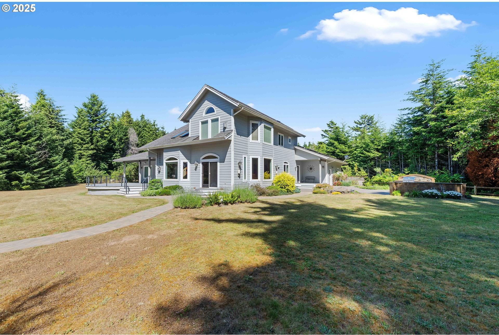 62560 Crown Point Road Coos Bay, OR 97420 - Photo 31 of 48 Gallery Image 31