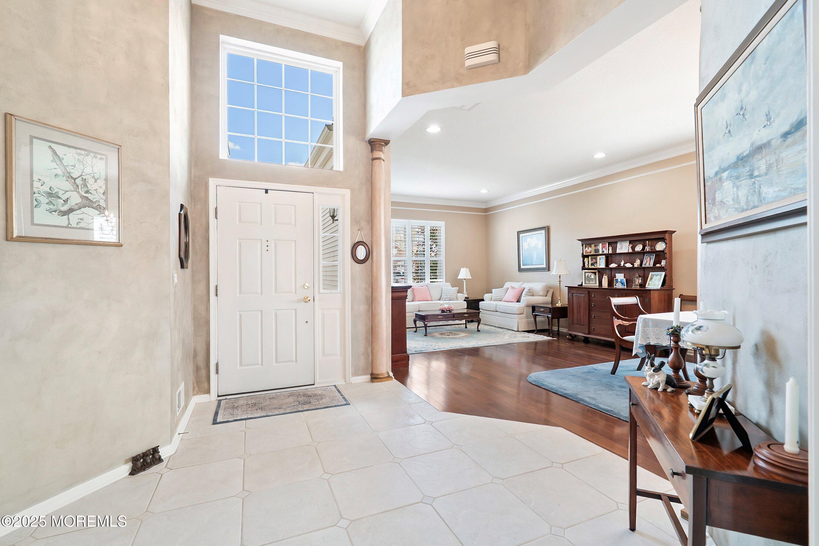 1518 Rabbit Run Manasquan, NJ 08736 - Photo 5 of 54 a view of a livingroom with furniture and a window