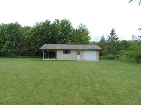 8387 Coldwater Road Flushing, MI 48433 - Photo 7 of 29 20372827-6.JPG