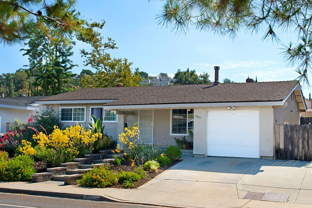 13361 Carriage Road Poway, CA 92064 - Photo 1 of 24