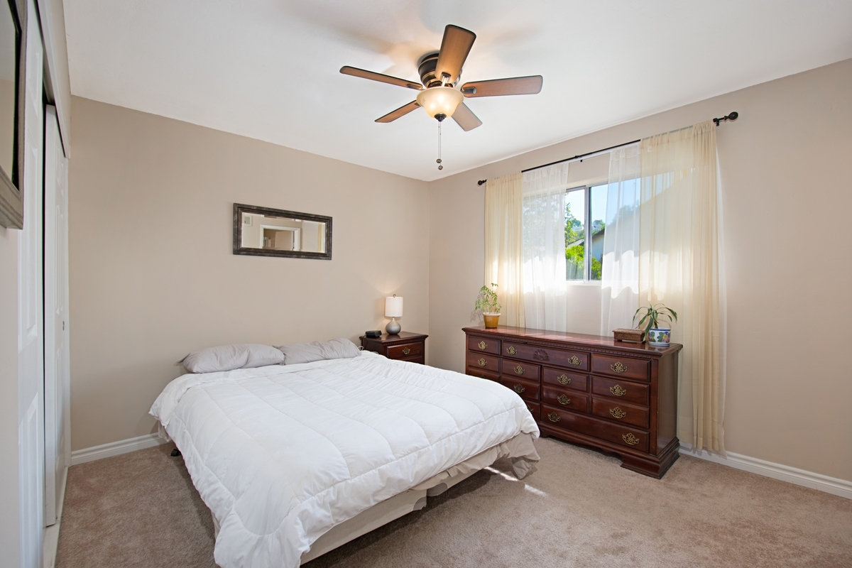 13361 Carriage Road Poway, CA 92064 - Photo 13 of 24