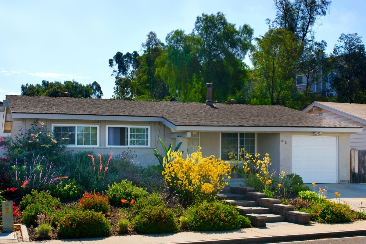 13361 Carriage Road Poway, CA 92064 - Photo 3 of 24