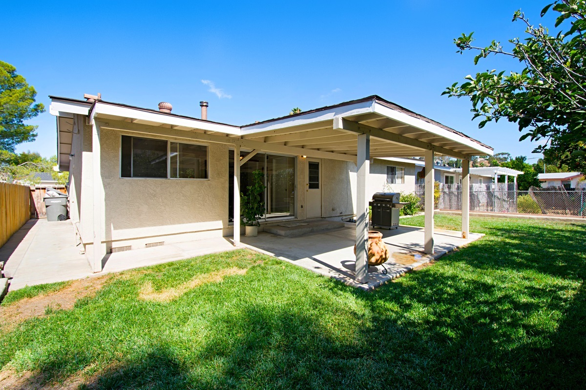 13361 Carriage Road Poway, CA 92064 - Photo 21 of 24