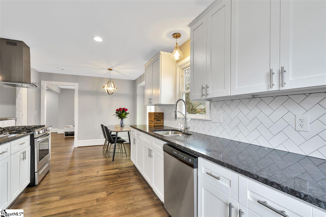 17 Wolseley Road Greenville, SC 29615 - Photo 5 of 19 Gallery Image 5