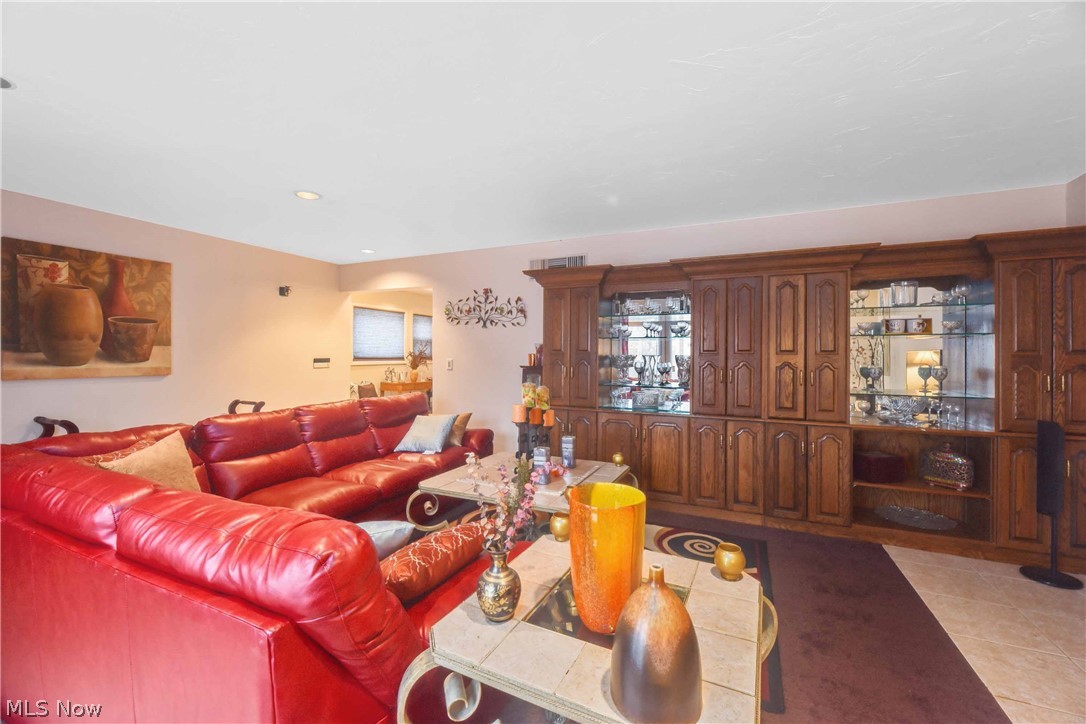 18913 Homeway Road Cleveland, OH 44135 - Photo 16 of 22 Gallery Image 16