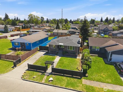 a picture of houses with outdoor space