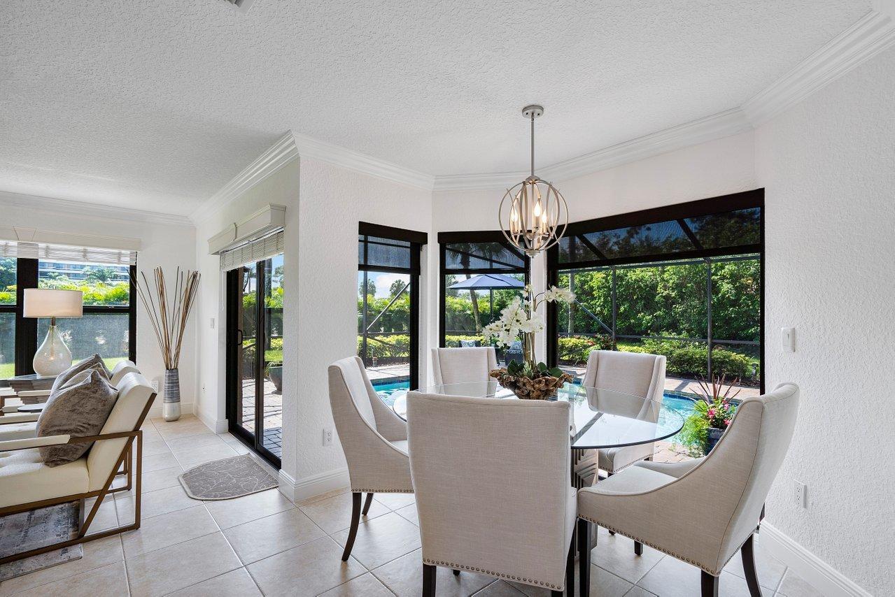 23228 L'Ermitage Circle Boca Raton, FL 33433 - Photo 11 of 36 Breakfast Nook
