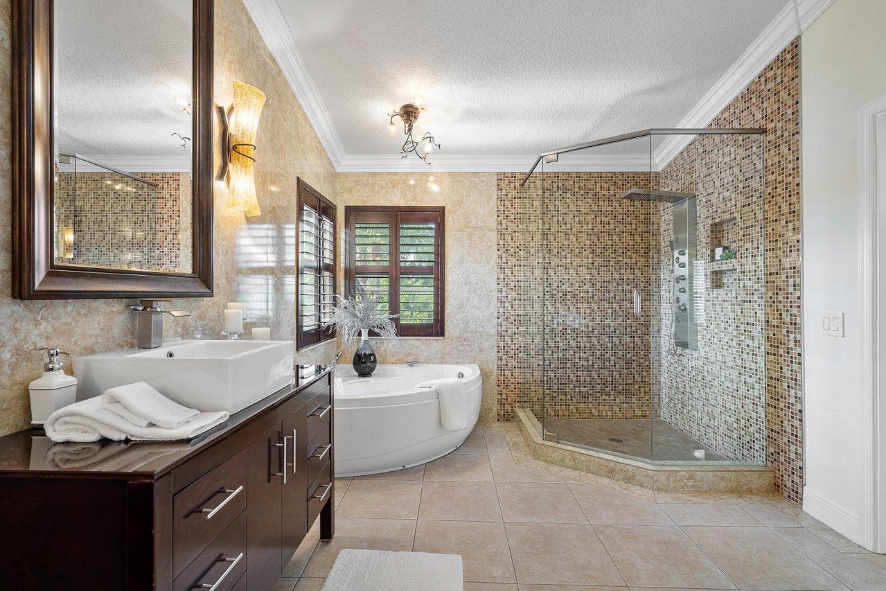 23228 L'Ermitage Circle Boca Raton, FL 33433 - Photo 26 of 36 Master Bath
