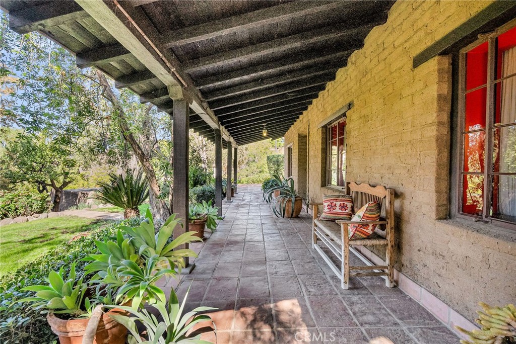 6146 Hawarden Drive Riverside, CA 92506 - Photo 11 of 75 a view of outdoor space