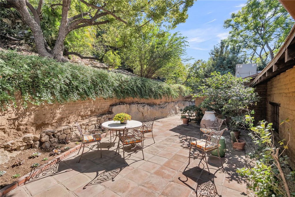 6146 Hawarden Drive Riverside, CA 92506 - Photo 43 of 75