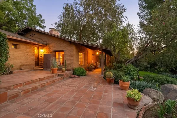 $2,999,900 | 6146 Hawarden Drive, Riverside, CA 92506