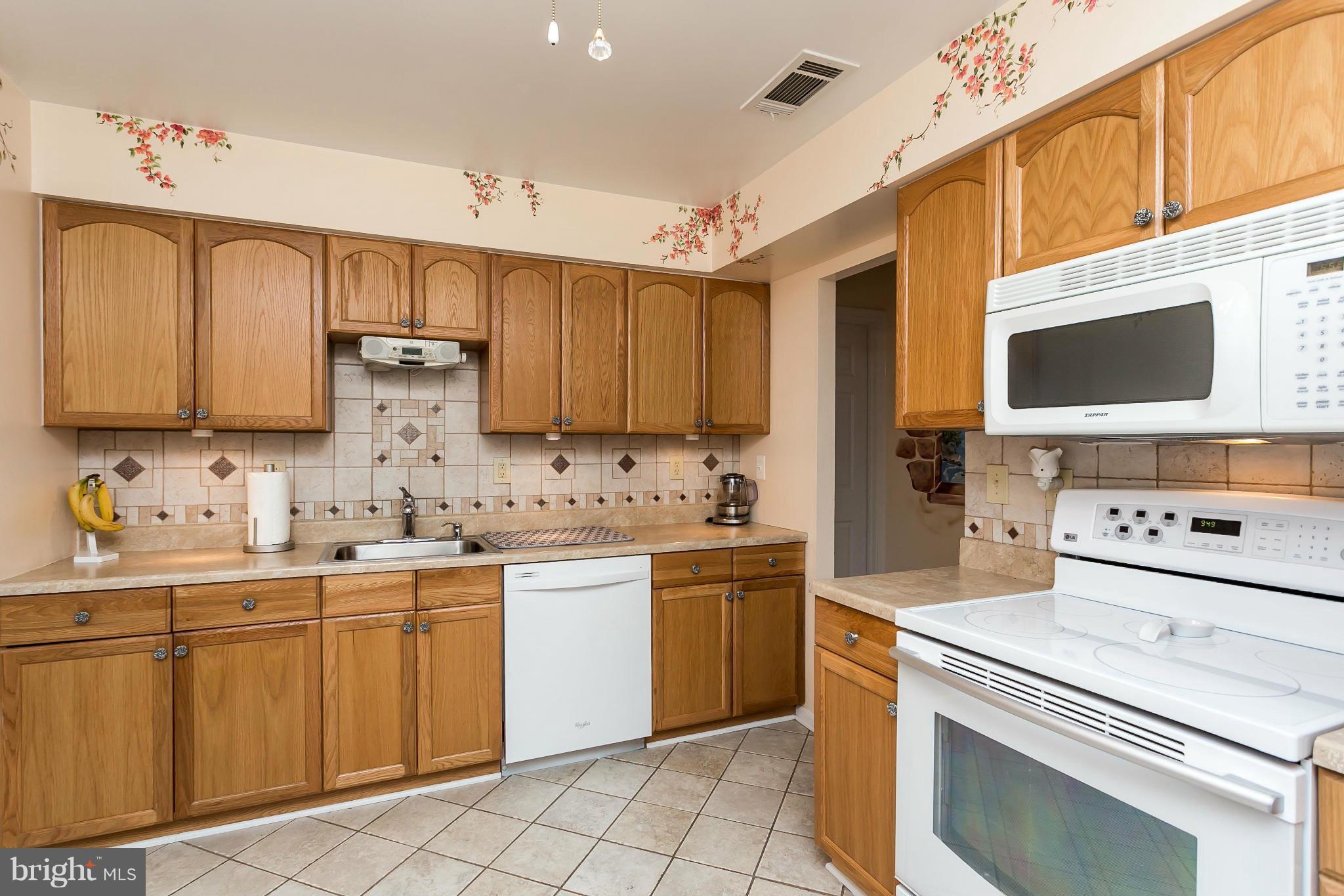 2008 Angleside Road Fallston, MD 21047 - Photo 2 of 30 Totally move-in ready!