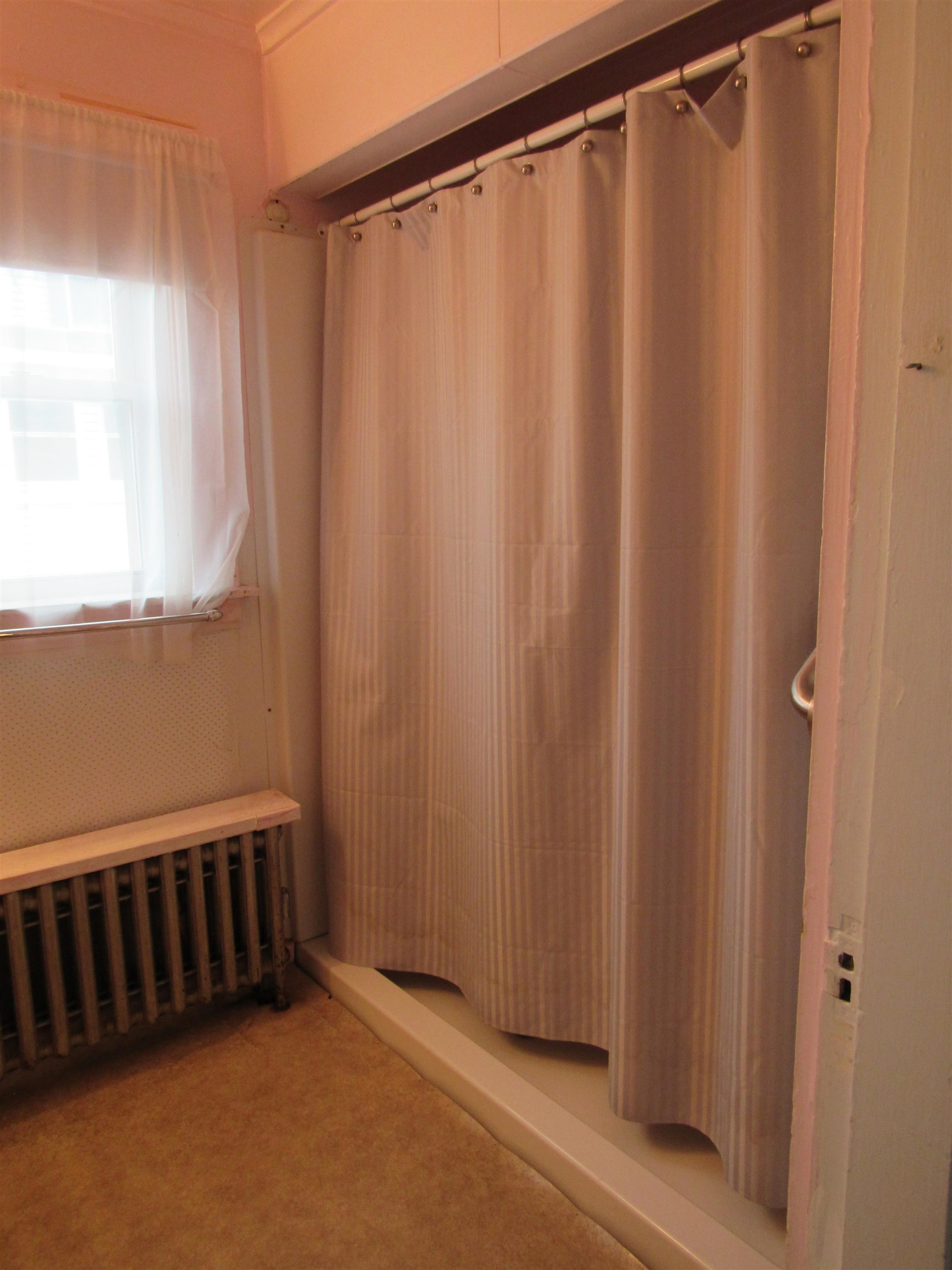 124 Elm Street Berlin, NH 03570 - Photo 4 of 16 Gallery Image 4