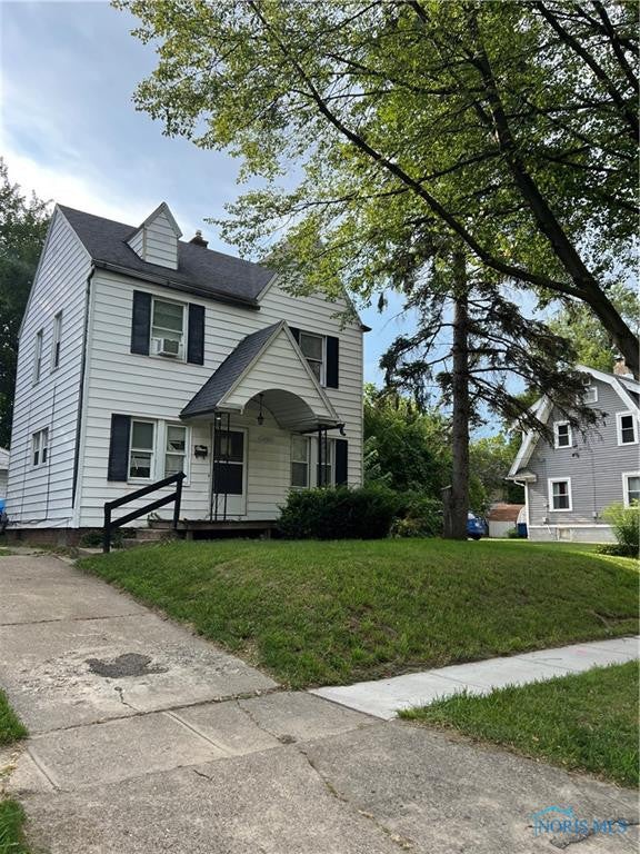 1757 Pilgrim Road Toledo, OH 43607 - Photo 2 of 12 Gallery Image 2