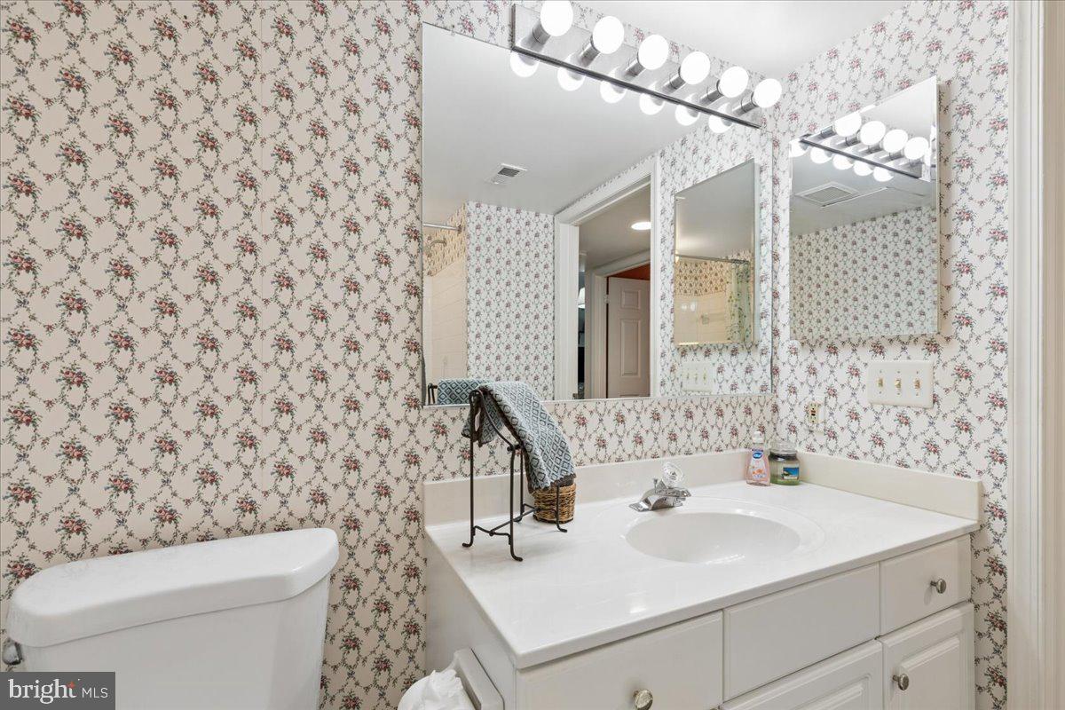 402 Rockfleet Road, Unit 102 Lutherville-Timonium, MD 21093 - Photo 40 of 47